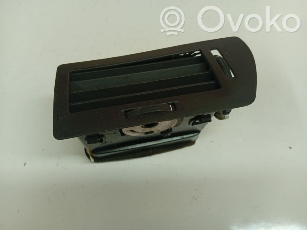 Opel Astra H Griglia di ventilazione centrale cruscotto 