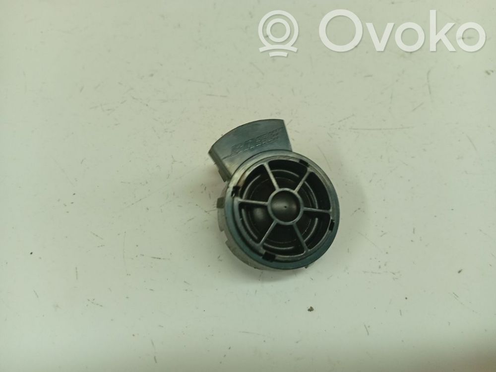 Mazda 3 II Etuoven kaiutin 