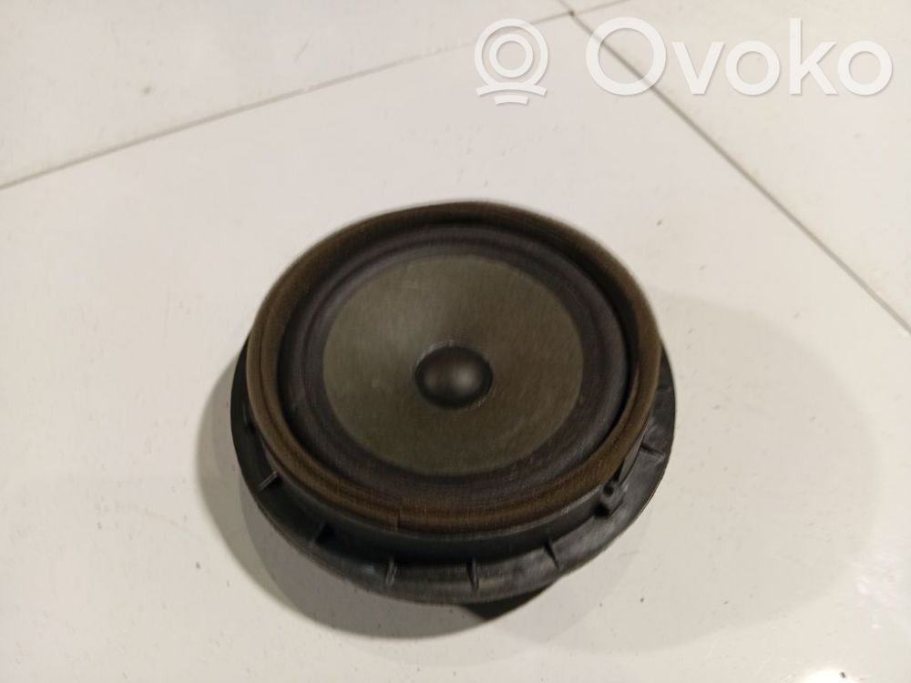 Fiat Sedici Etuoven kaiutin