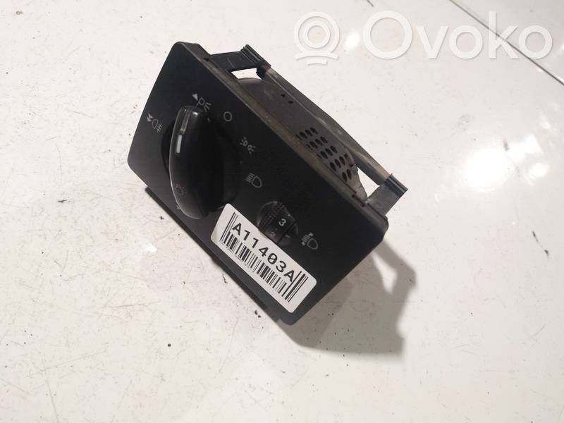 Interrupteur d’éclairage   4M5T13A024,4M5T13A024
