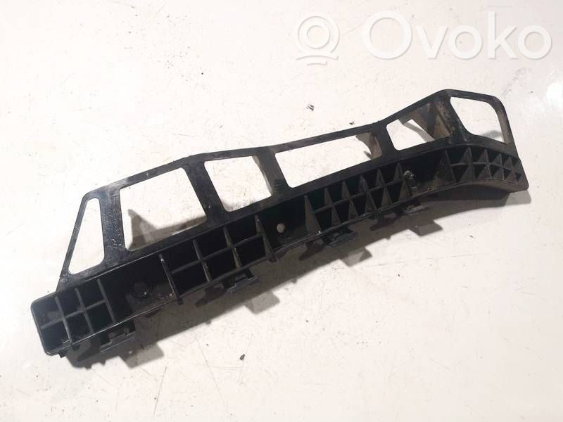 Hyundai i30 Suport montare bară spate
