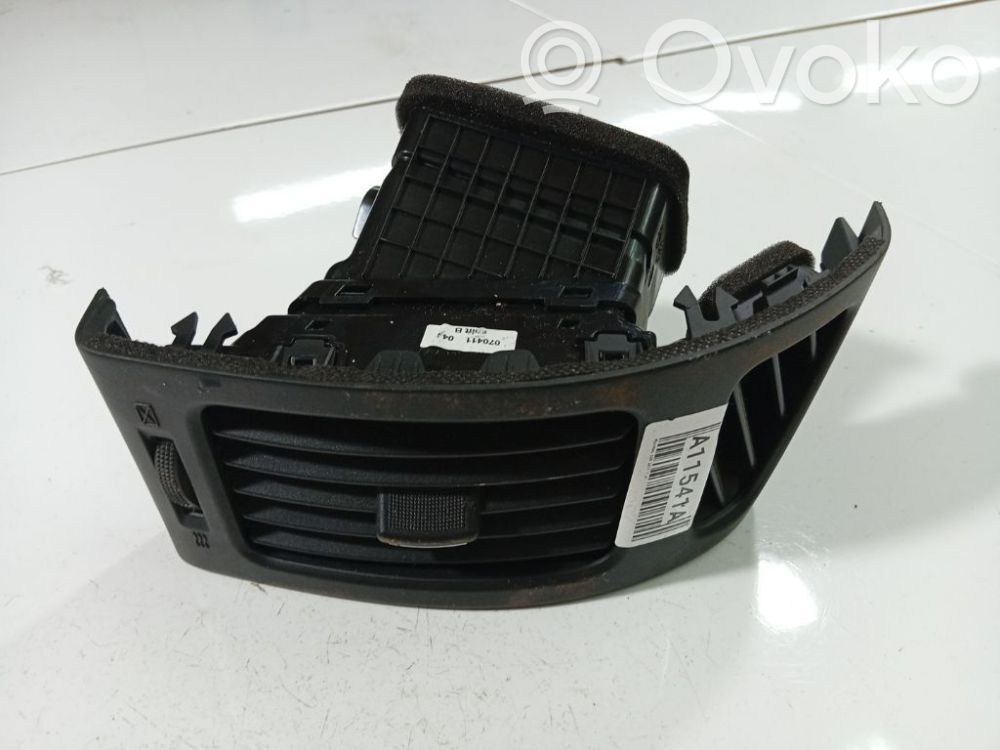 Hyundai i30 Grilă ventilație centrală 