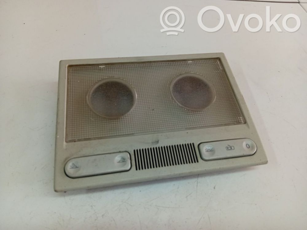 Seat Toledo III (5P) Etuistuimen valo