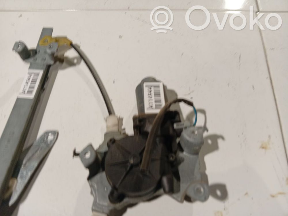 Nissan Primera Asa reguladora de la puerta trasera