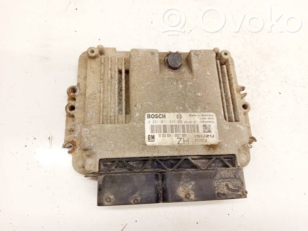 Engine control unit/module   0281011943,0281011943,55556829
