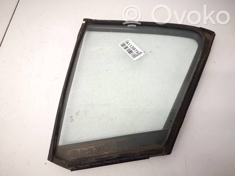 Ventanilla de ventilación de la puerta delantera cuatro puertas   73491TM8,73491TM8