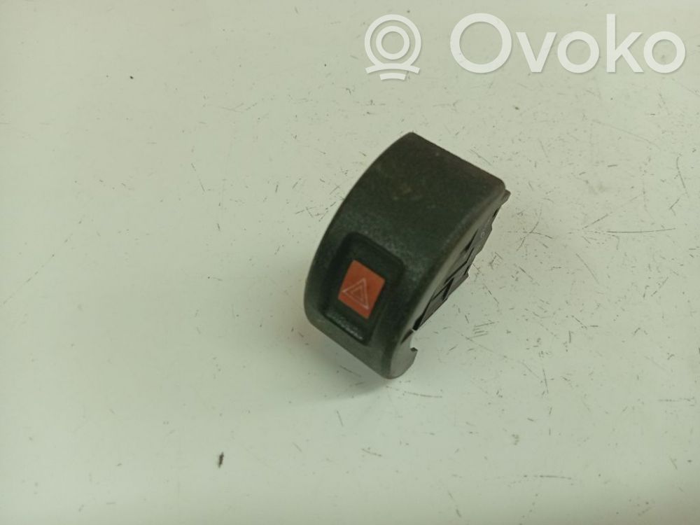 Opel Astra G Przycisk świateł awaryjnych 