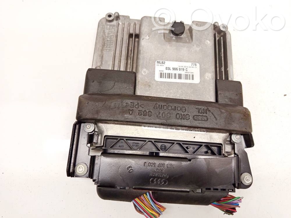 Unidad de control/módulo del motor   03L906019C,03L906019C