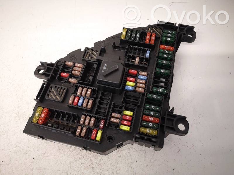BMW 5 F10 F11 Set scatola dei fusibili 