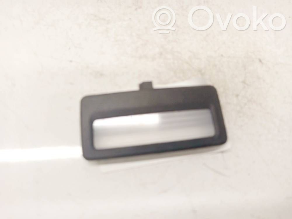 BMW 5 F10 F11 Inne oświetlenie wnętrza kabiny 