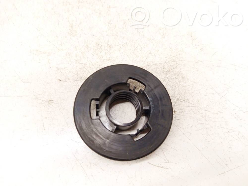 Tornillo de la rueda de repuesto   8K0803899,8K0803899
