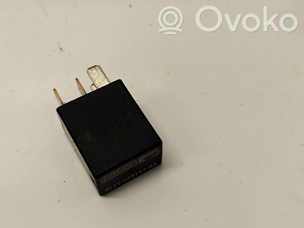 Otros relés   9L2T14B192AA,9L2T14B192AA