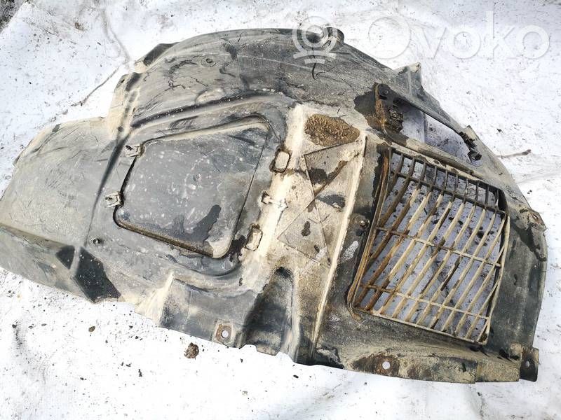 BMW 5 F10 F11 Etupyörän sisälokasuojat