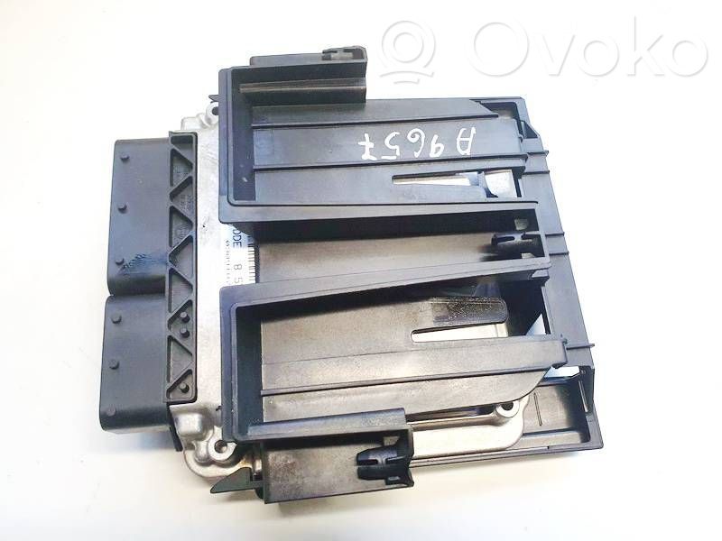 BMW 5 GT F07 Unitate/modul de control motor 