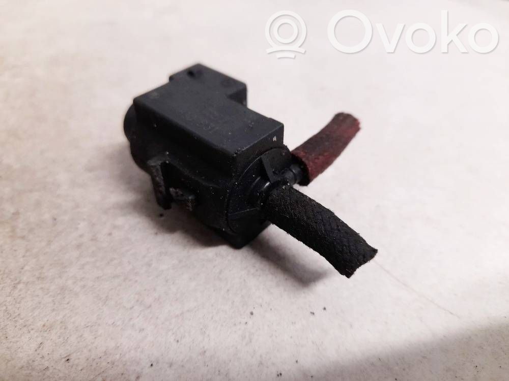 BMW 5 F10 F11 Solenoid supapă turbosuflantă 
