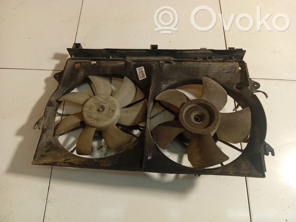 Toyota Avensis T250 Convogliatore ventilatore raffreddamento del radiatore 