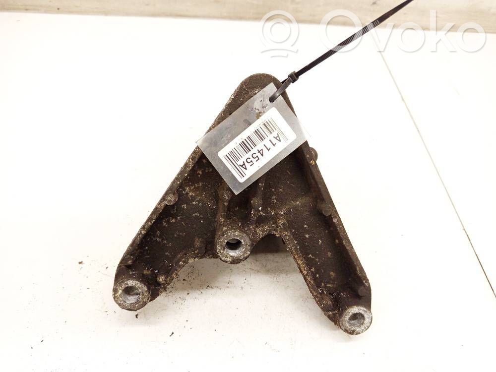 Opel Astra J Suport motor