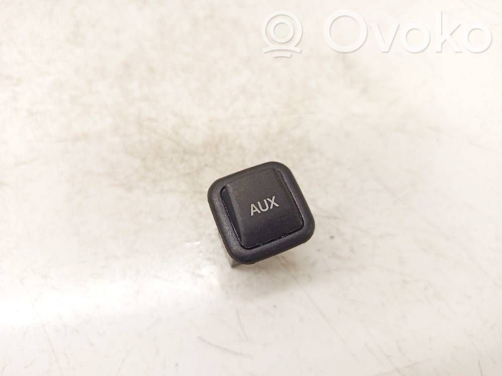 Audi A4 S4 B8 8K Priză USB 