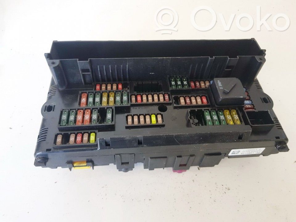 BMW 5 F10 F11 Set cutie siguranțe 