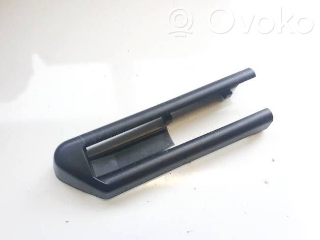 BMW X5 E70 Rivestimento inferiore laterale del sedile posteriore