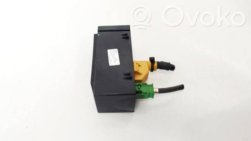 Connecteur/prise USB   8V0035736,8V0035736