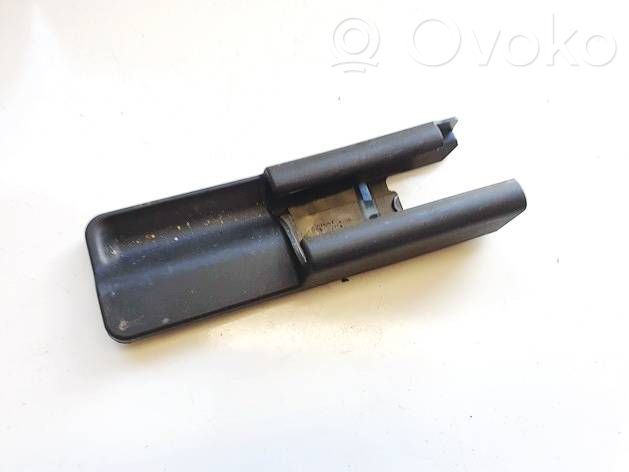 BMW i4 Rivestimento inferiore laterale del sedile posteriore