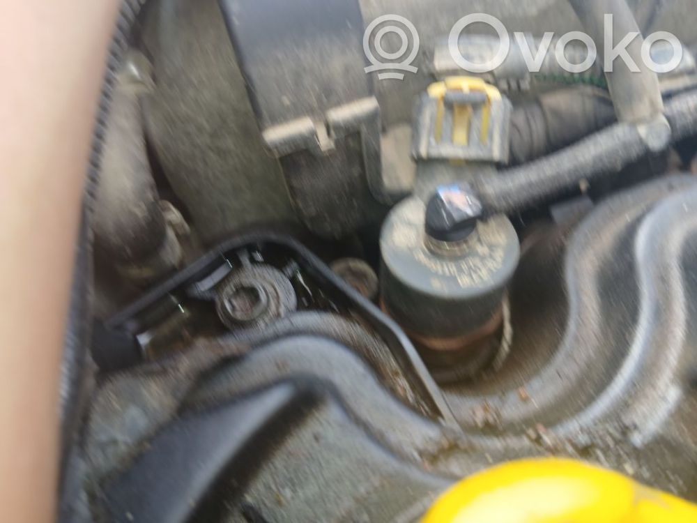 Opel Zafira B Injecteur de carburant