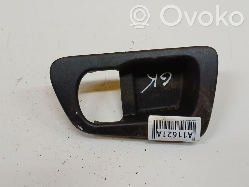 Nissan Qashqai Inne elementy wykończeniowe drzwi tylnych 