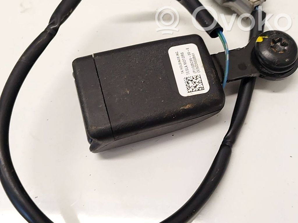 Tesla Model S Bridă fixare centură de siguranță spate