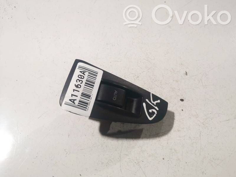 Toyota Avensis T250 Interrupteur commade lève-vitre 