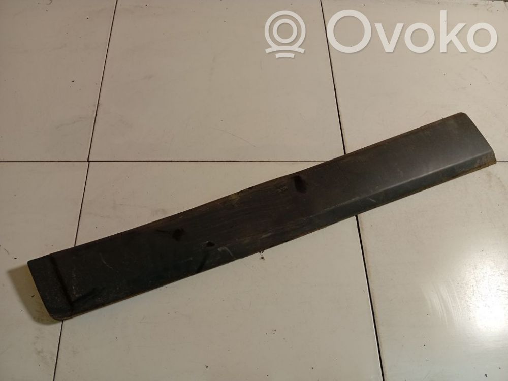 Chevrolet Captiva Moulure de porte avant