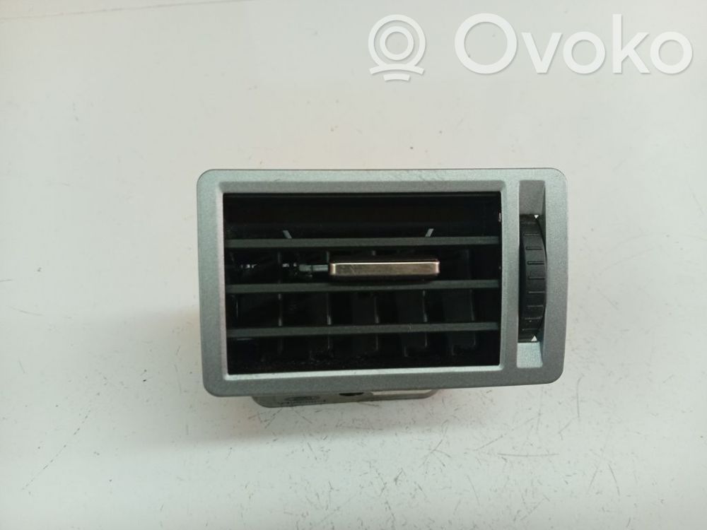 Ford Focus C-MAX Rejilla de ventilación central del panel