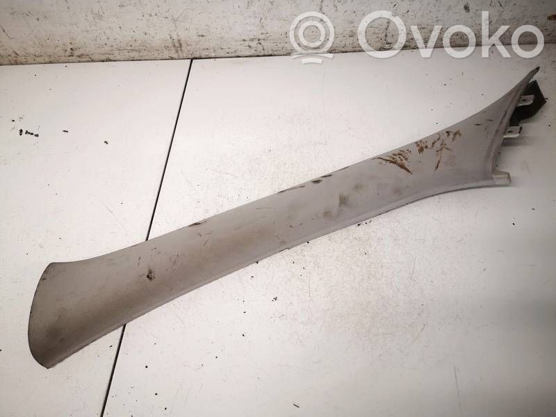 Volvo V50 (C) garniture de pilier