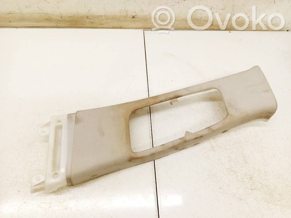 Toyota Corolla Verso AR10 Rivestimento montante (B) (superiore)