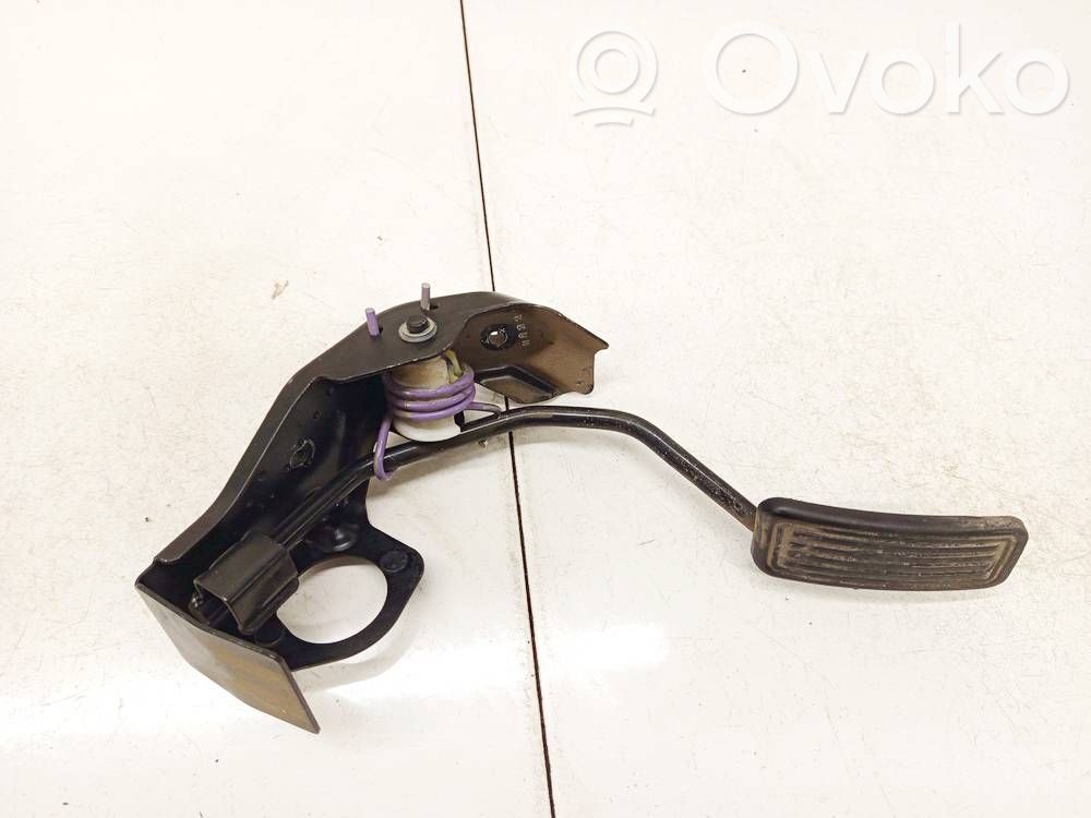 Toyota Corolla Verso AR10 Pedał gazu / przyspieszenia 