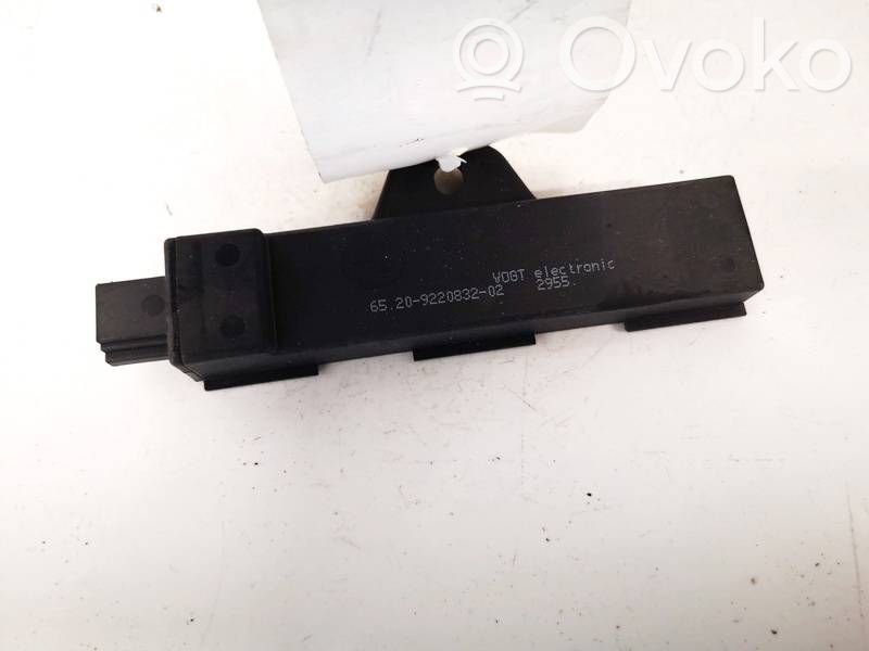 BMW 3 F30 F35 F31 Unitate control antenă