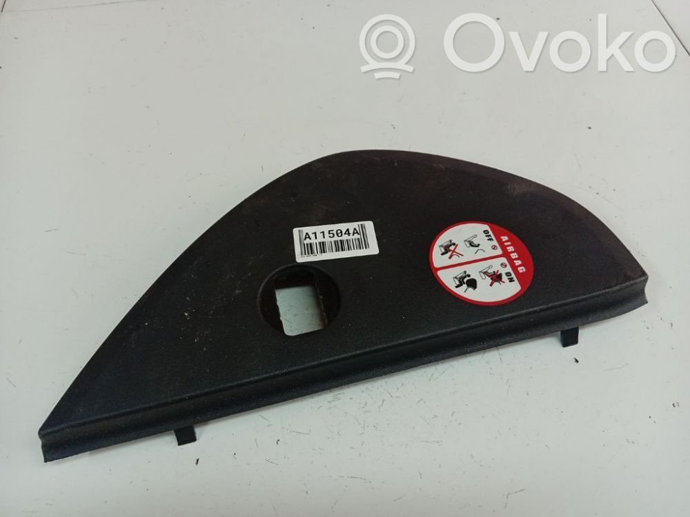 KIA Ceed Boczny element deski rozdzielczej 