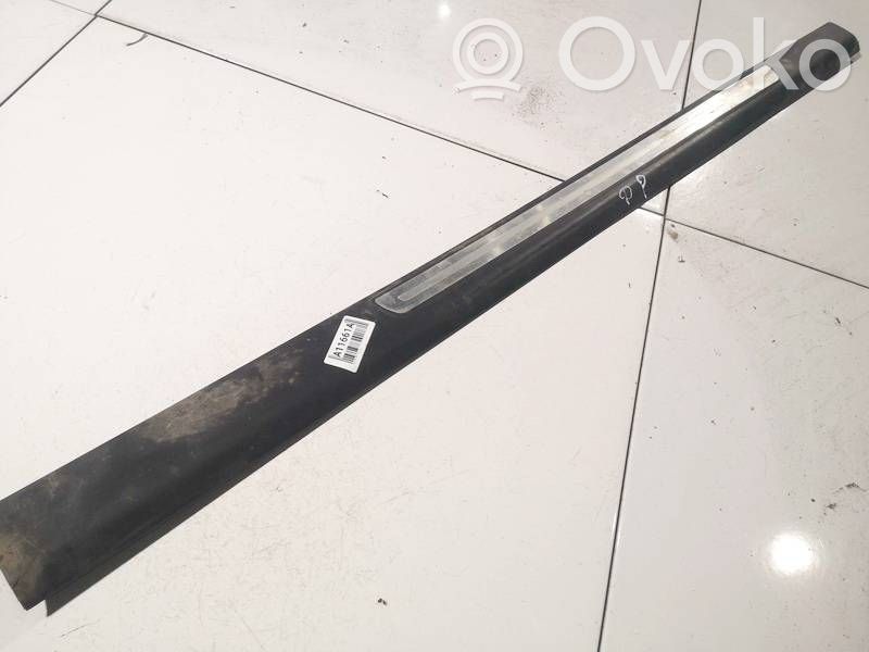 Audi A6 S6 C6 4F Copertura del rivestimento del sottoporta anteriore 