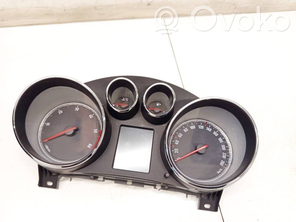 Opel Insignia A Geschwindigkeitsmesser Cockpit