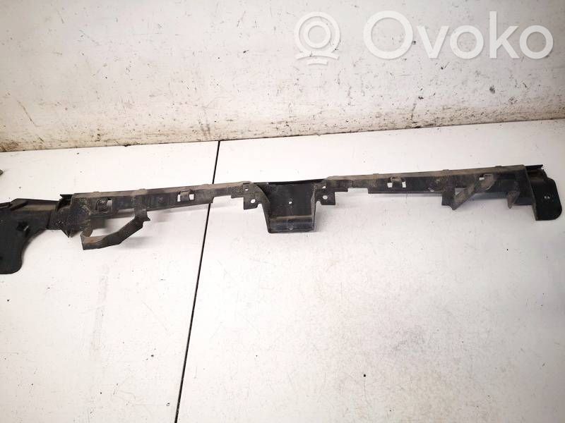 Opel Astra J Support de pare-chocs arrière 