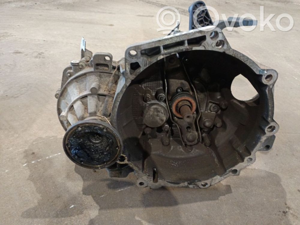 Volkswagen PASSAT B6 Boîte de vitesses manuelle à 5 vitesses