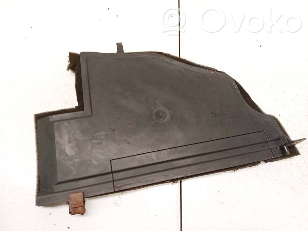 Volkswagen PASSAT B4 Muu ulkopuolen osa 