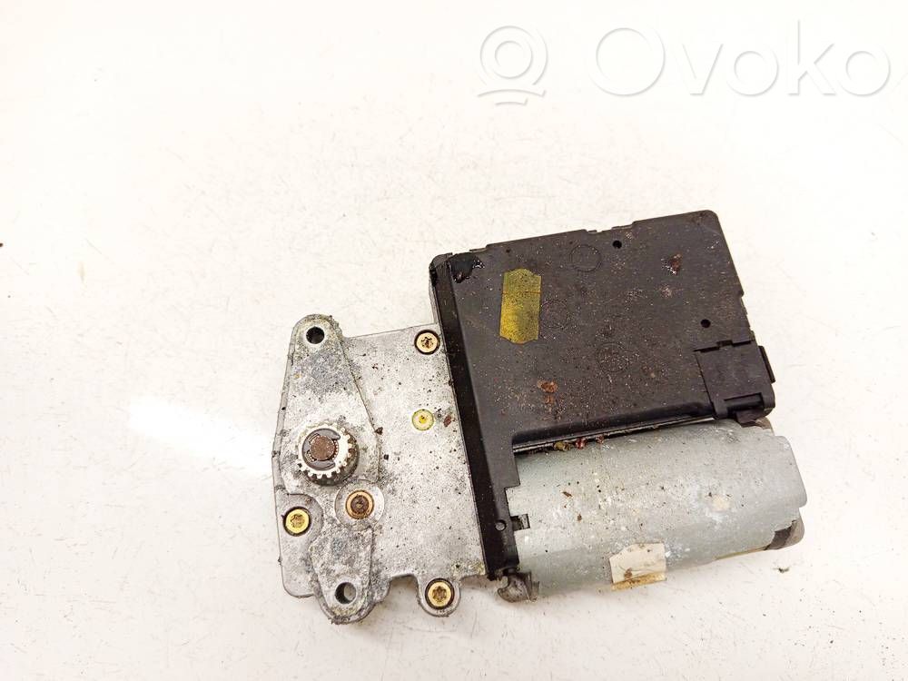 Volkswagen PASSAT B4 Motore/attuatore