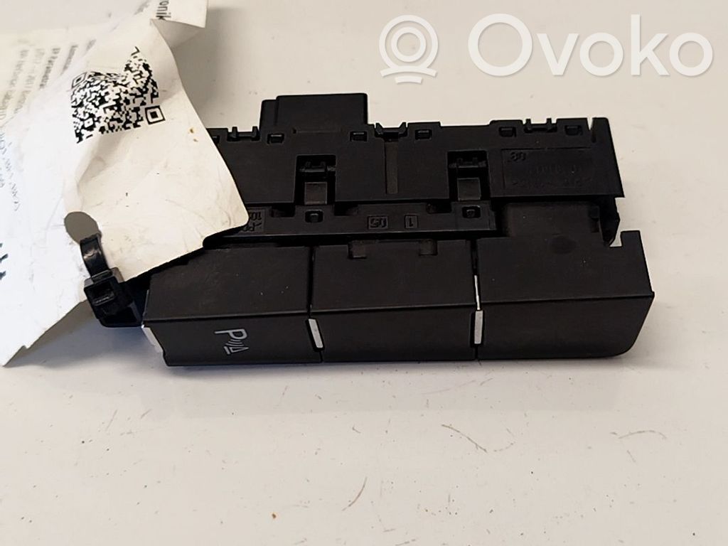 Volkswagen Golf VII Interruptor del sensor de aparcamiento (PDC) 
