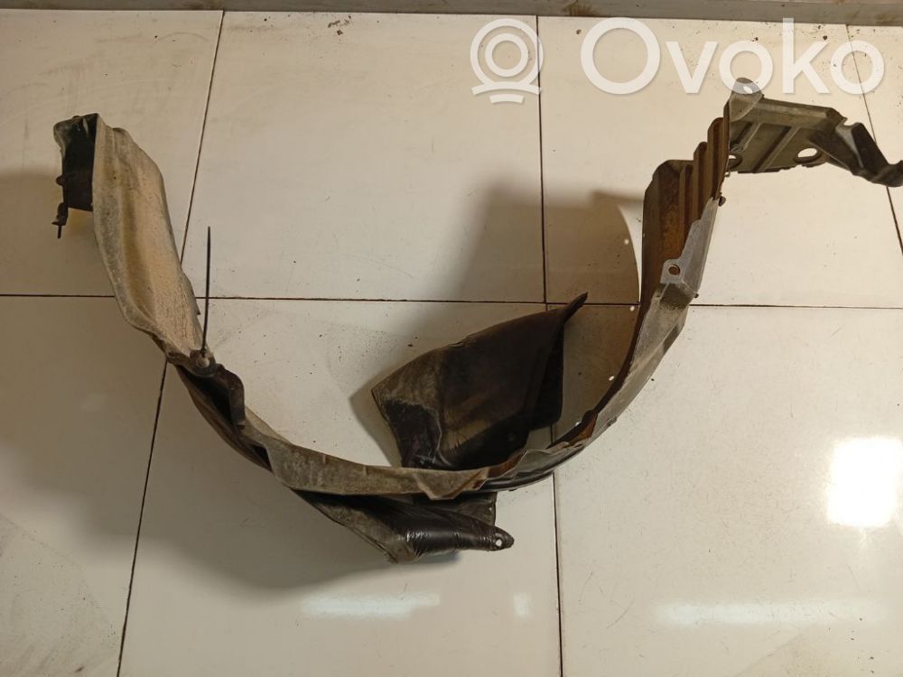 Nissan Primera Radlaufschale Radhausverkleidung vorne