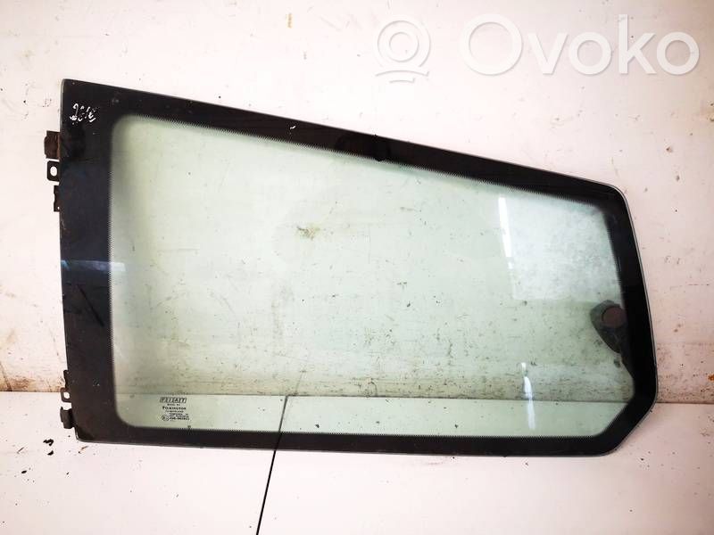 Fiat Punto (188) Finestrino laterale posteriore 
