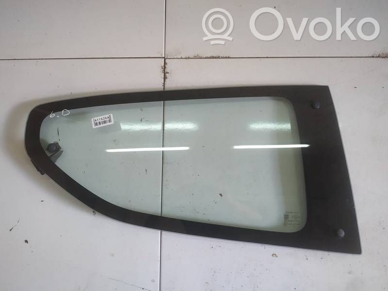 Nissan Pixo Geam lateral spate 