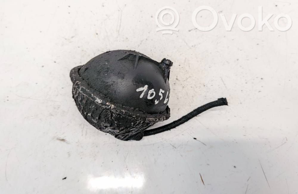 Volkswagen PASSAT B5 Réservoir d'air sous vide 