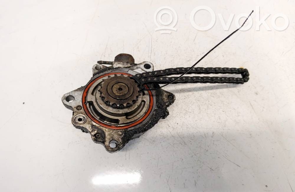 Nissan Almera Tino Pompe à vide