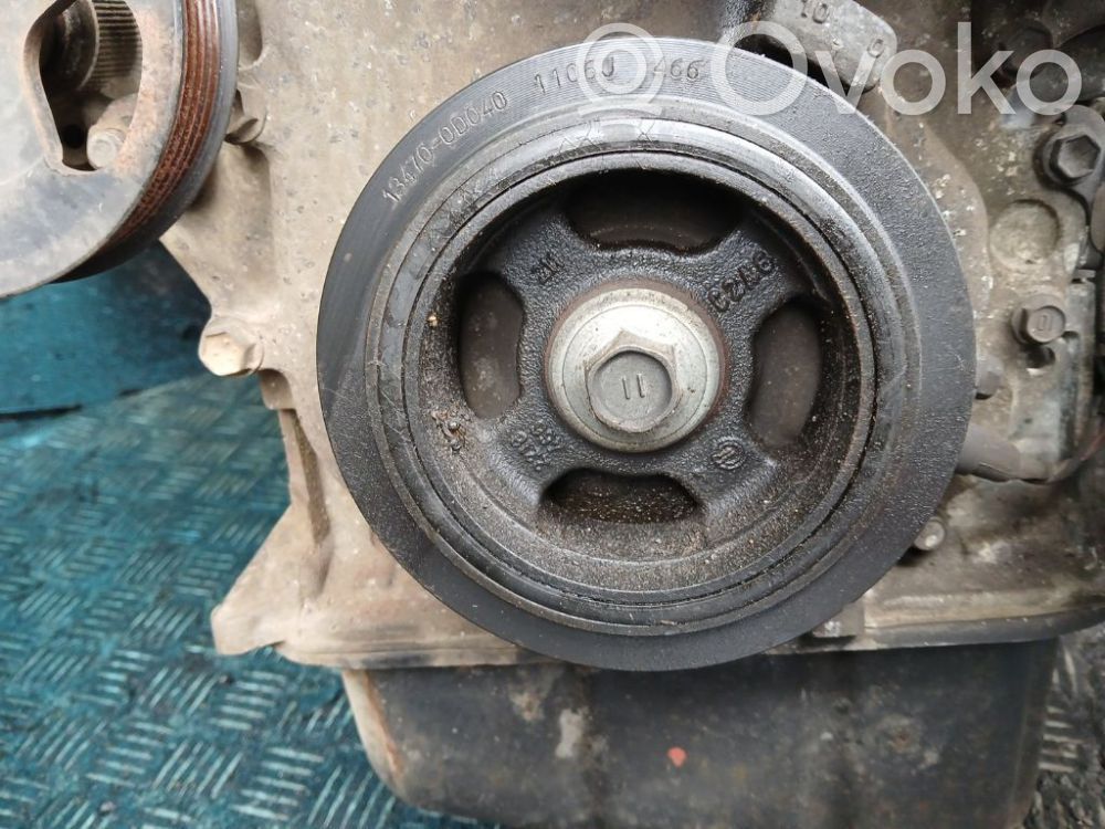 Toyota Corolla Verso AR10 Fulie vibrochen 